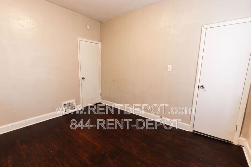 1501 Henning Ave - Photo 6 of 10