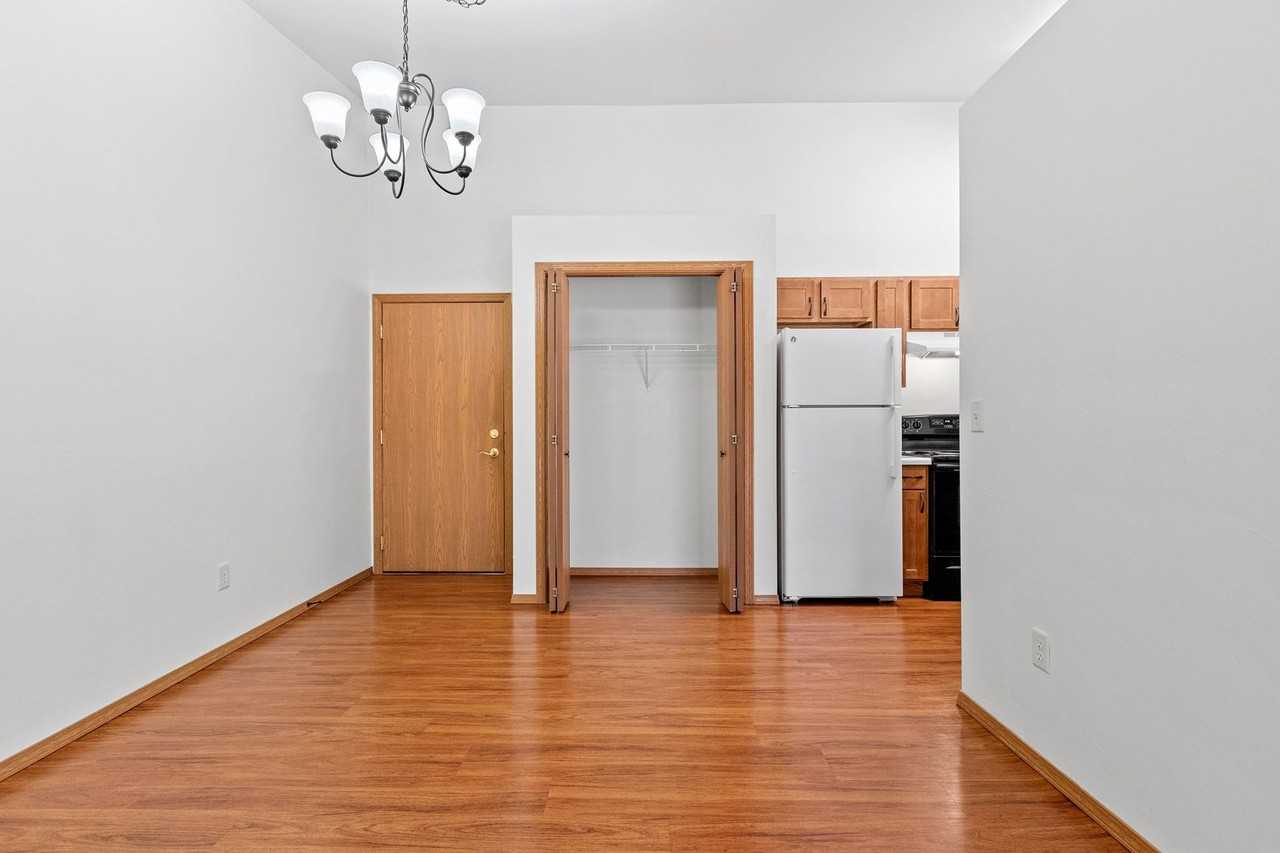 Woodale - Photo 6 of 25