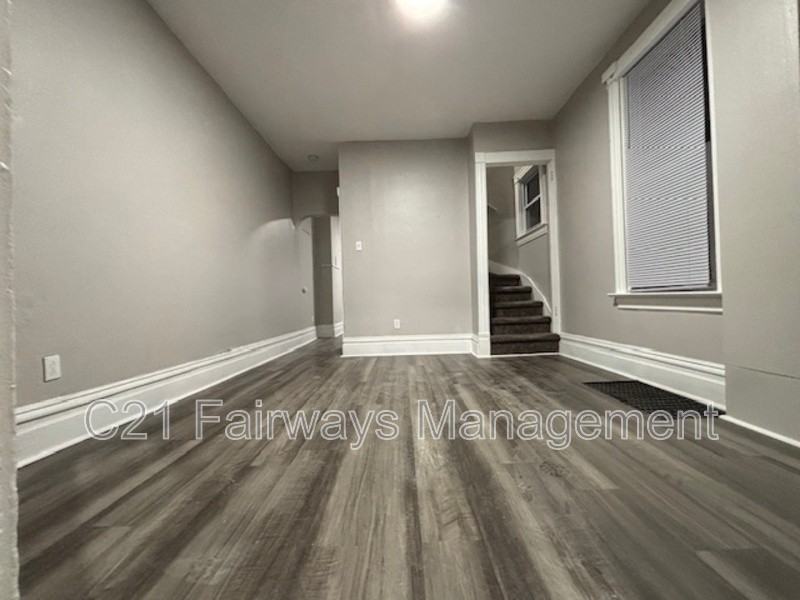 368 3rd St - Photo 3 of 9