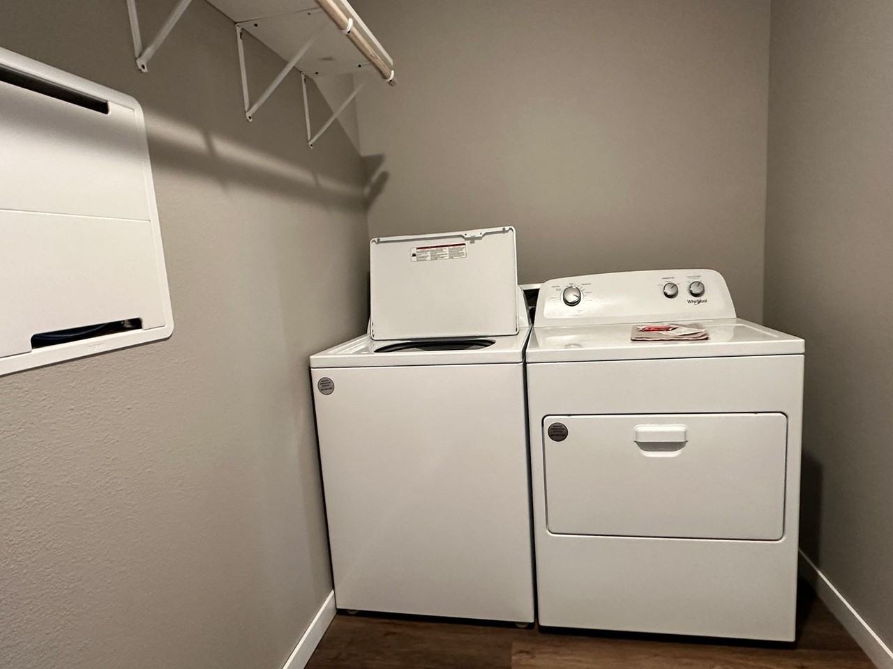 Edgeview Apartments - Photo 6 of 18