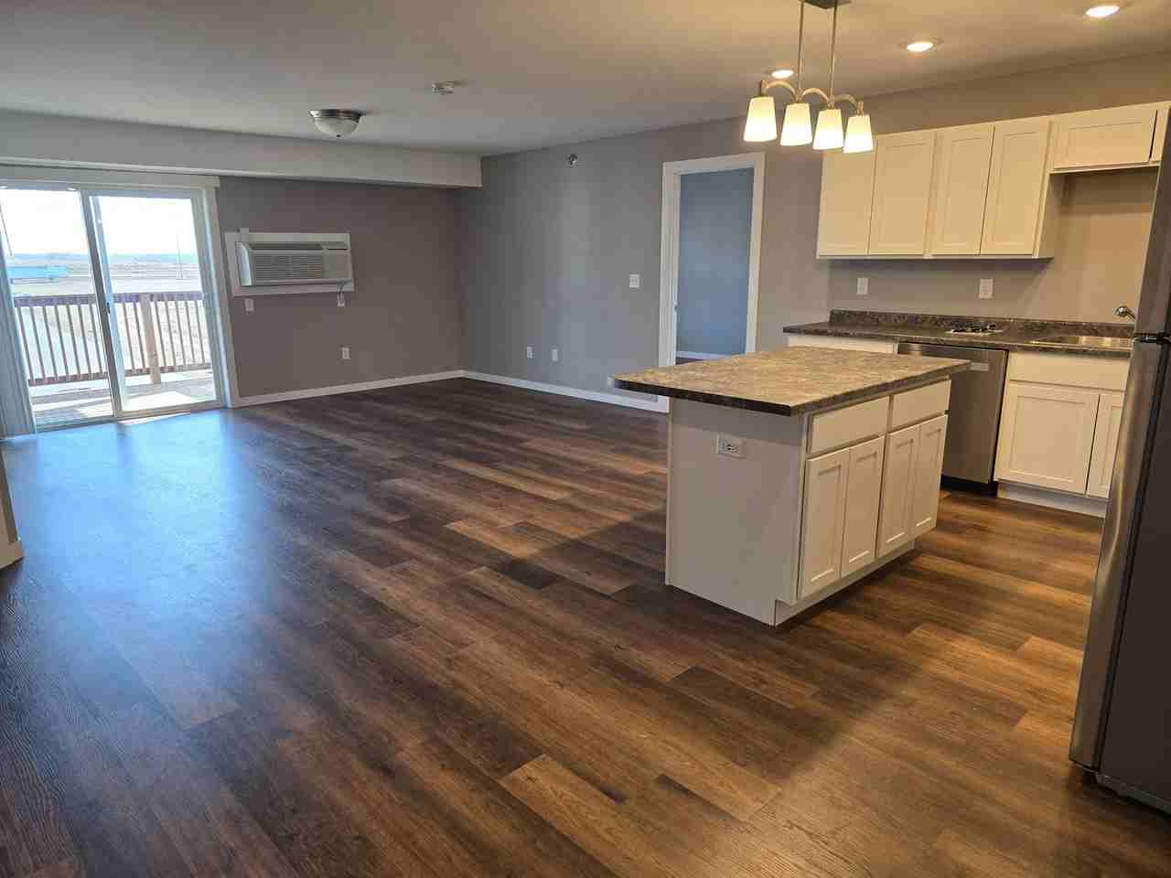 Edgeview Apartments - Photo 2 of 10