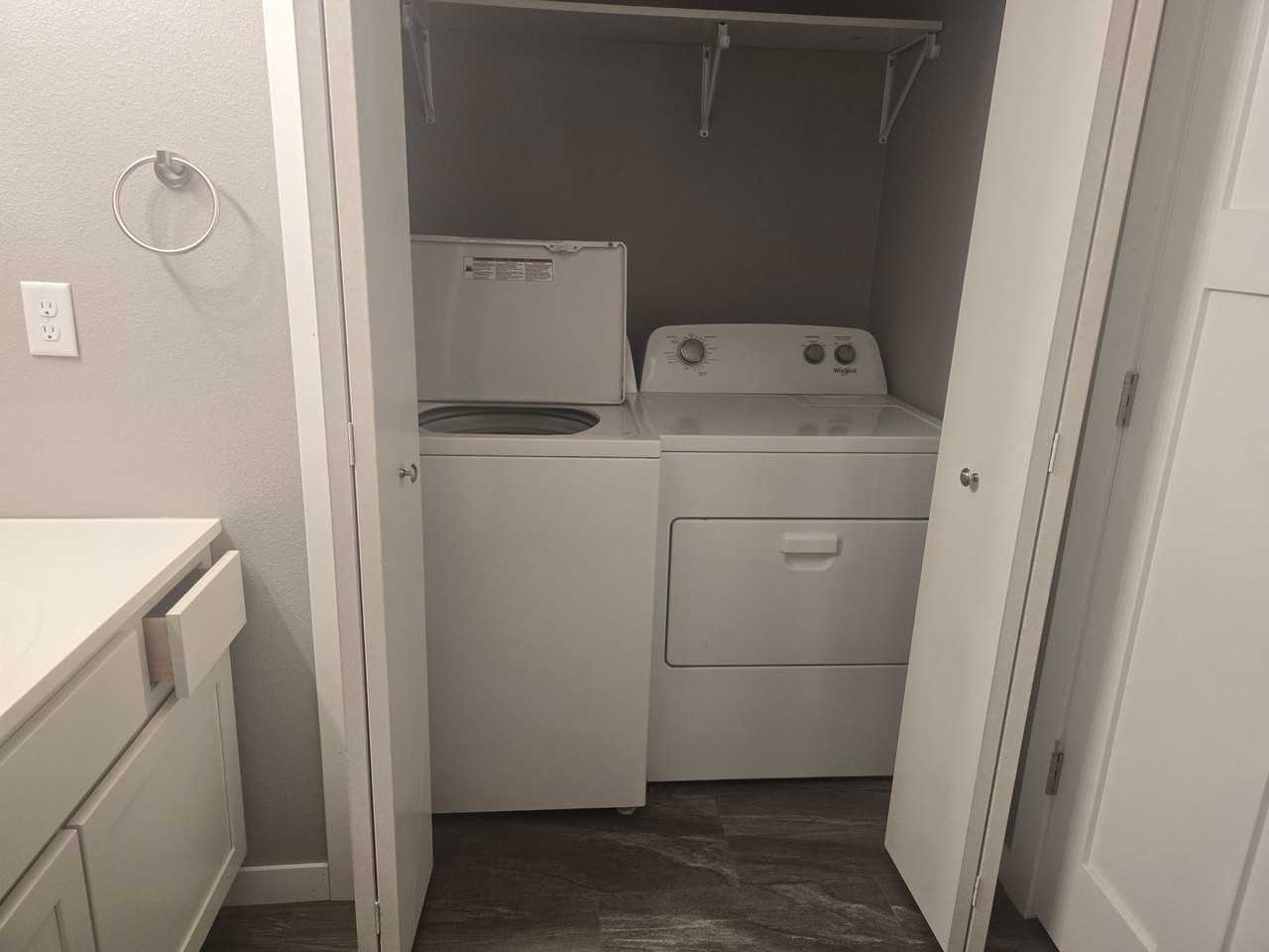 Edgeview Apartments - Photo 6 of 10