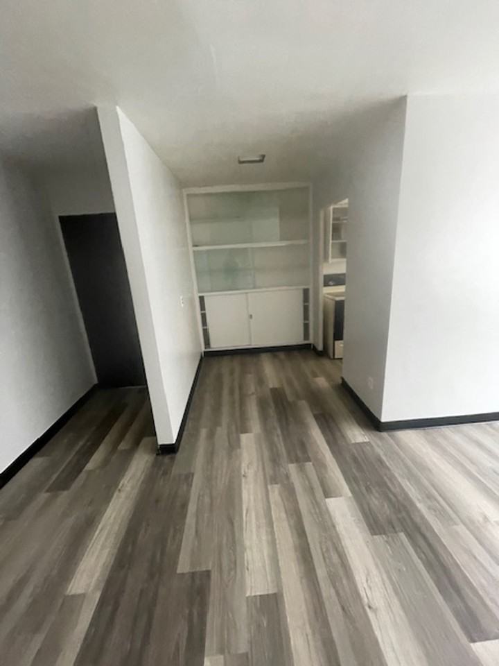 828 SW Illinois Ave - Photo 3 of 7