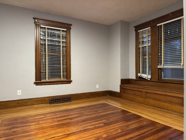 406 Chestnut Street - Photo 6 of 12