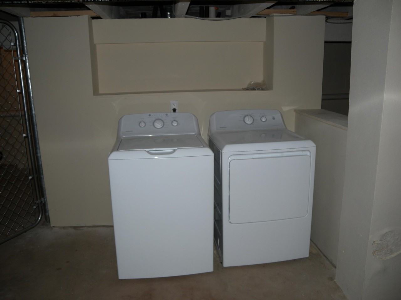 23-27 East Union Street - Photo 3 of 19