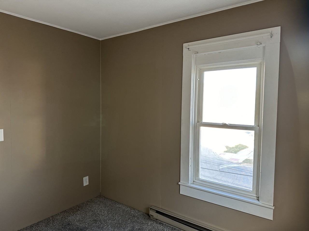 801 W Pleasant St - Photo 2 of 13