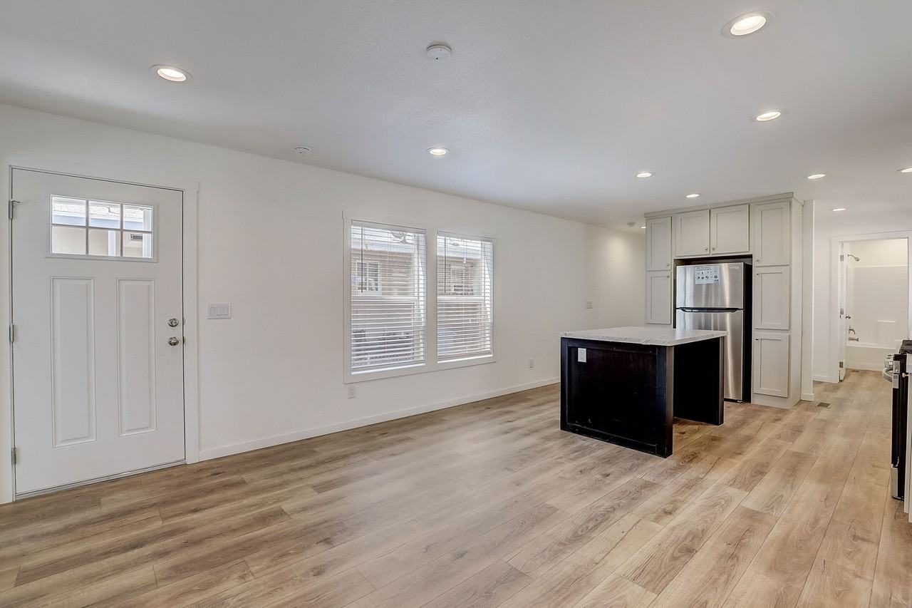 2627 S Lamb Blvd #267 - Photo 5 of 24