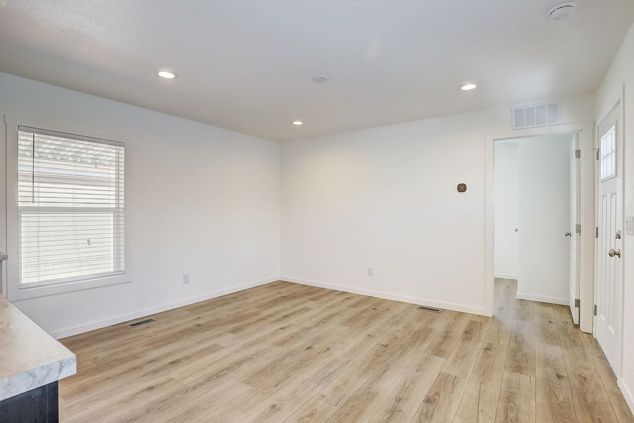 2627 S Lamb Blvd #267 - Photo 7 of 24