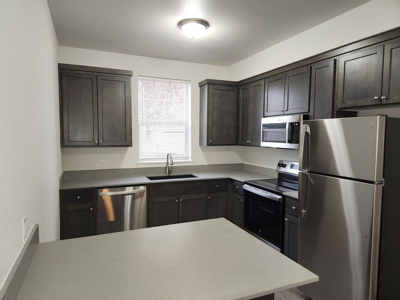 1900 S 2nd St - Photo 4 of 48