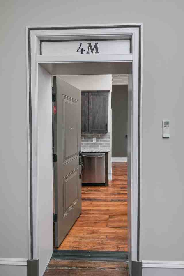 814 Cathedral Street - 9175 - Photo 2 of 20