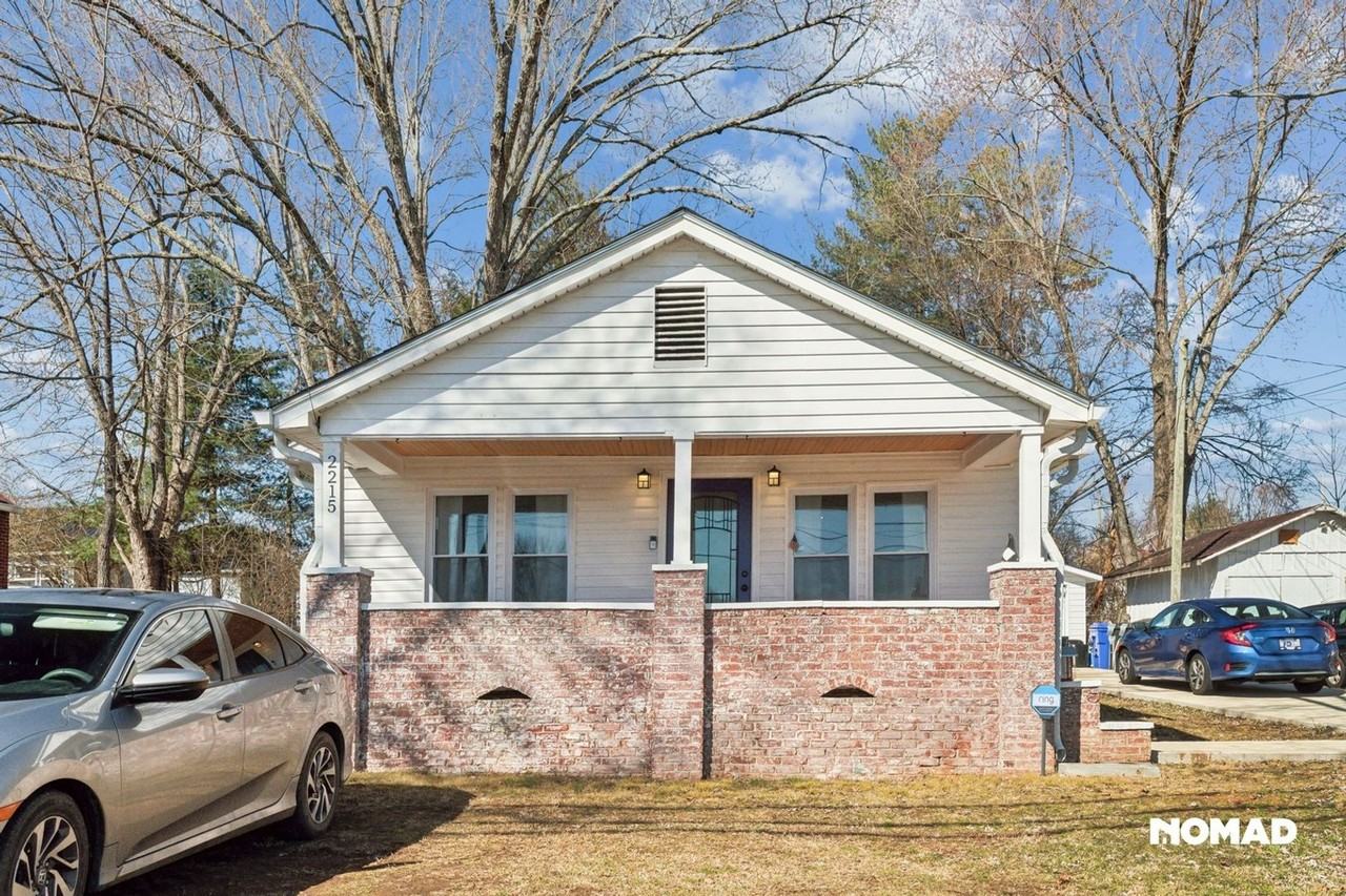 2215 Morningside Dr - Photo 2 of 19