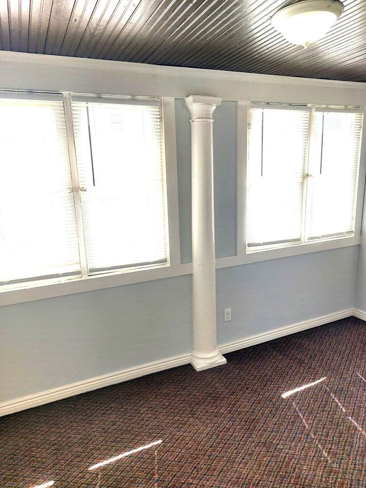 816 20th St - Photo 2 of 26