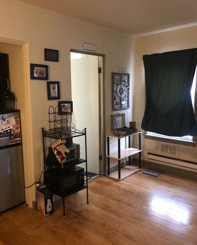 1645 N Franklin Pl - Photo 5 of 7