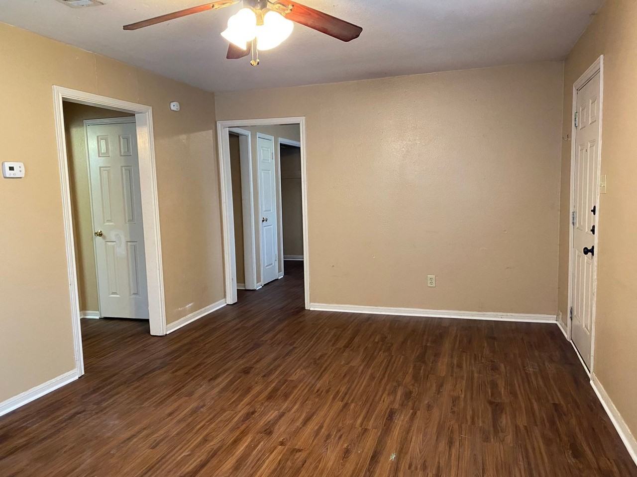 803 E 12th Ave - Photo 3 of 13