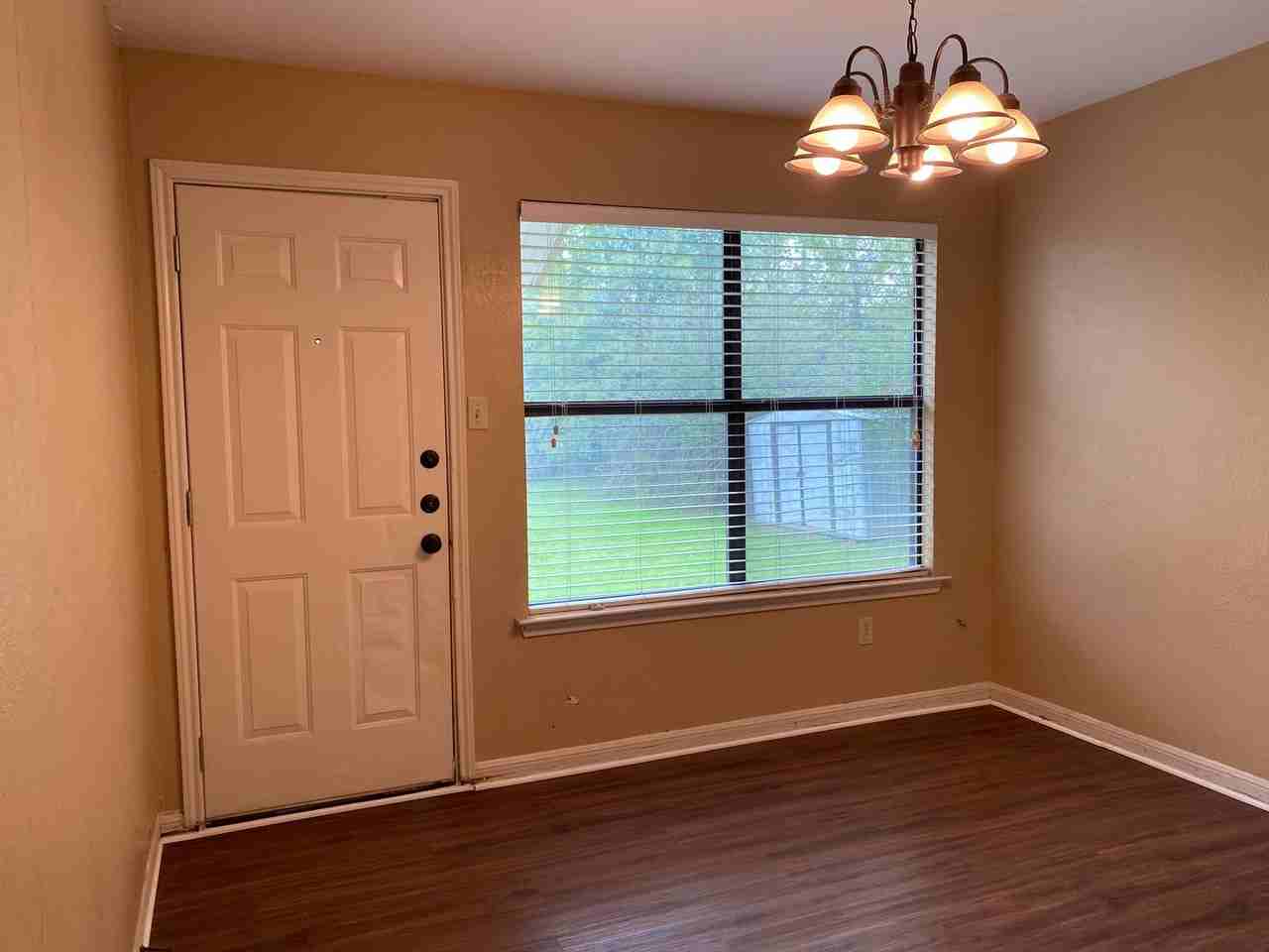 803 E 12th Ave - Photo 6 of 13