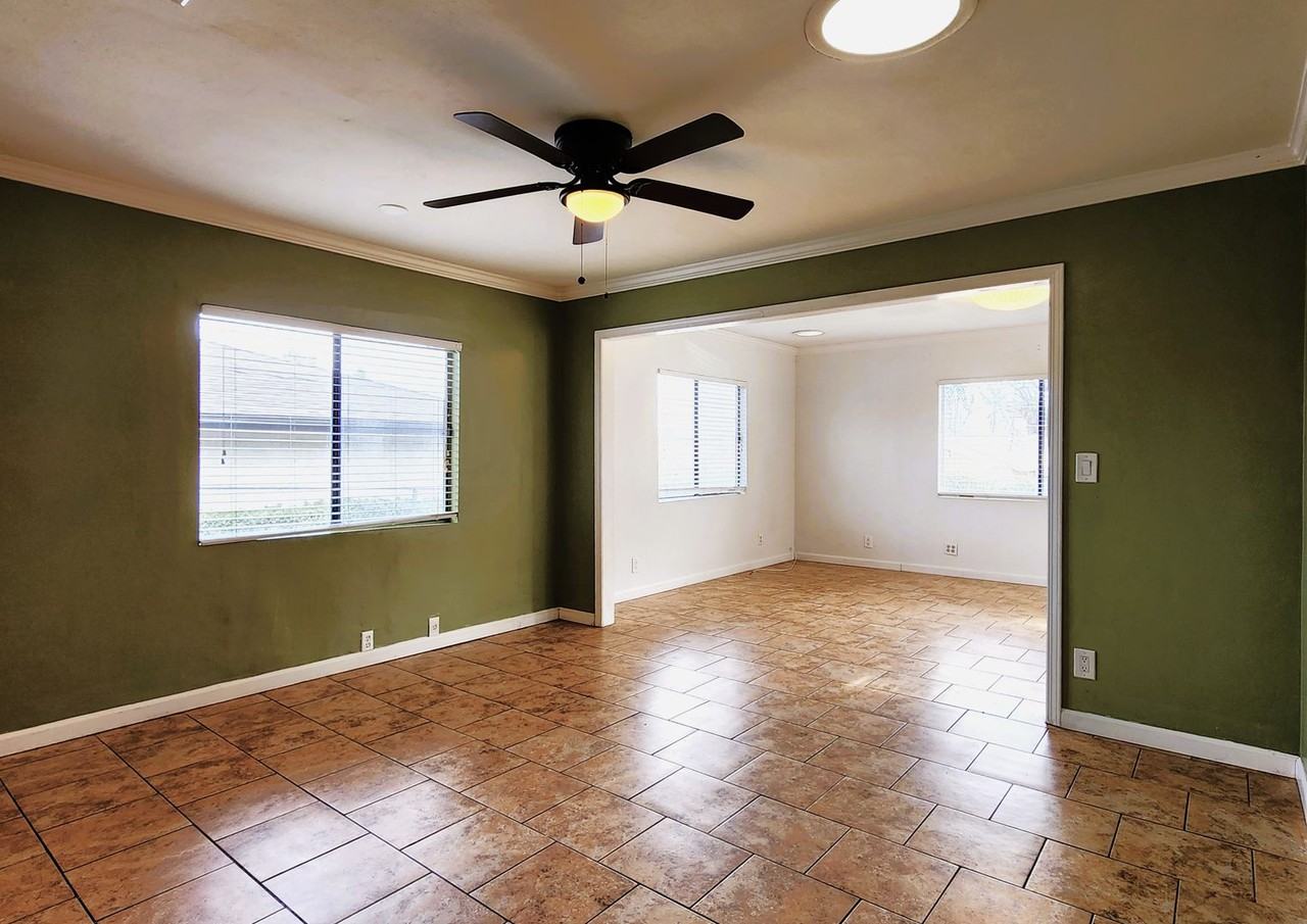 33123 Oregon St - Photo 3 of 24