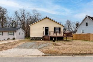 3525 Riverside Dr - Photo 1 of 1