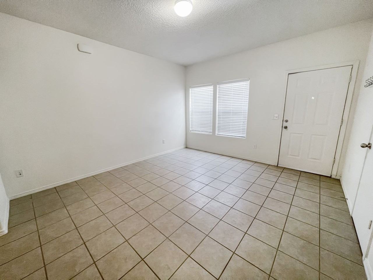 2319-2331 North Desert Willow Lane - Photo 2 of 16