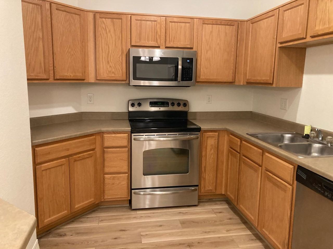 2450 Windrow Dr Unit D104 - Photo 6 of 24