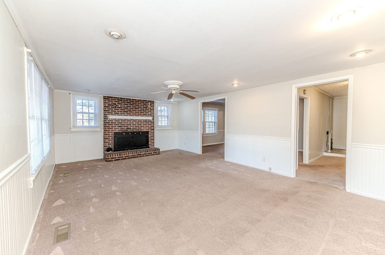 3224 Hawkins Ave - Photo 2 of 37