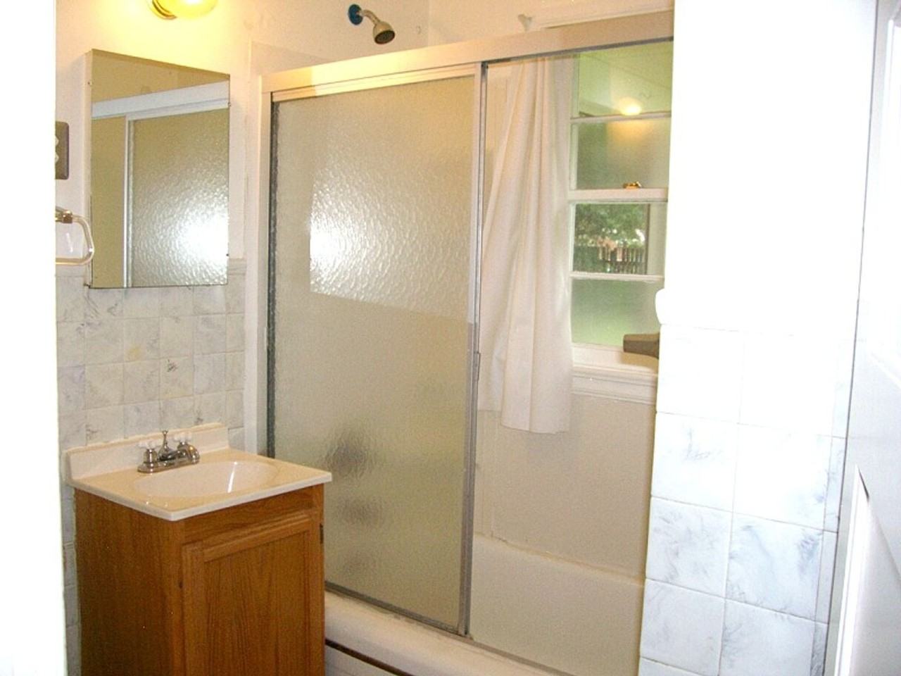 55 Circle Dr - Photo 4 of 7