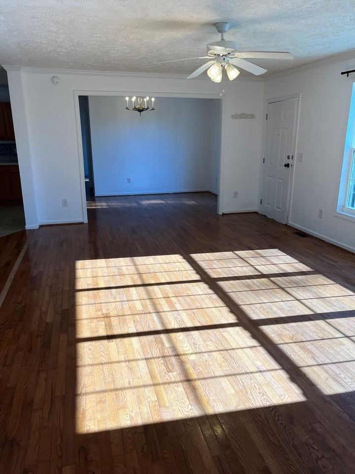 40 Wildwood Park - Photo 3 of 18