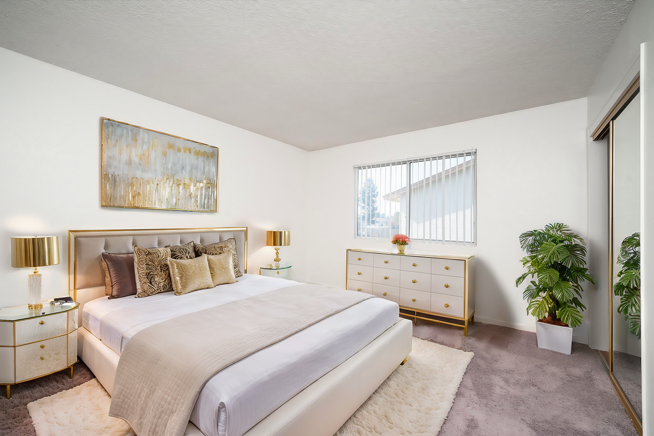 O Street Apartment - Photo 4 of 10