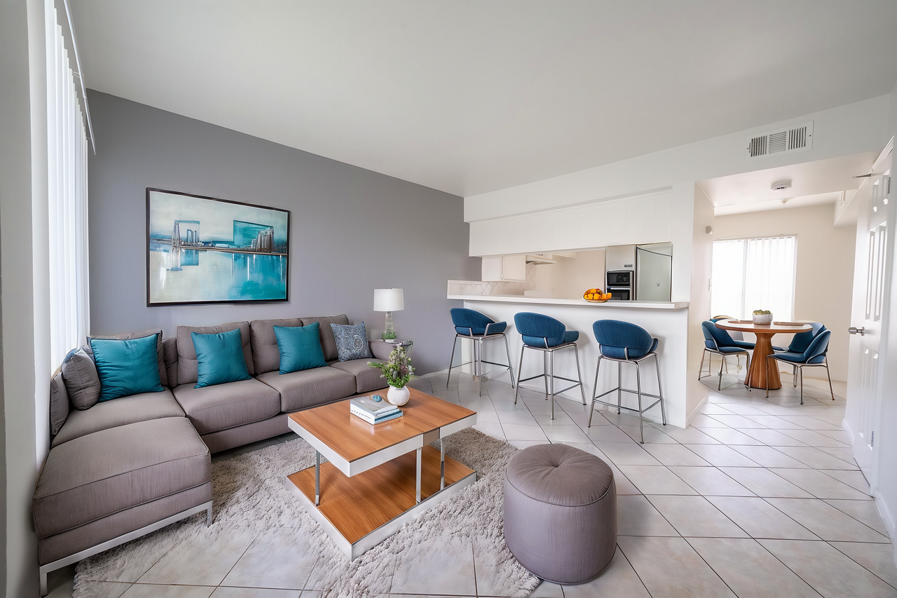 O Street Apartment - Photo 5 of 10