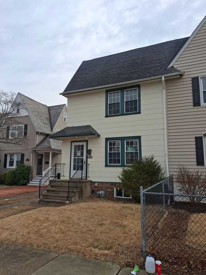 1610 Wilson Ave - Photo 3 of 23