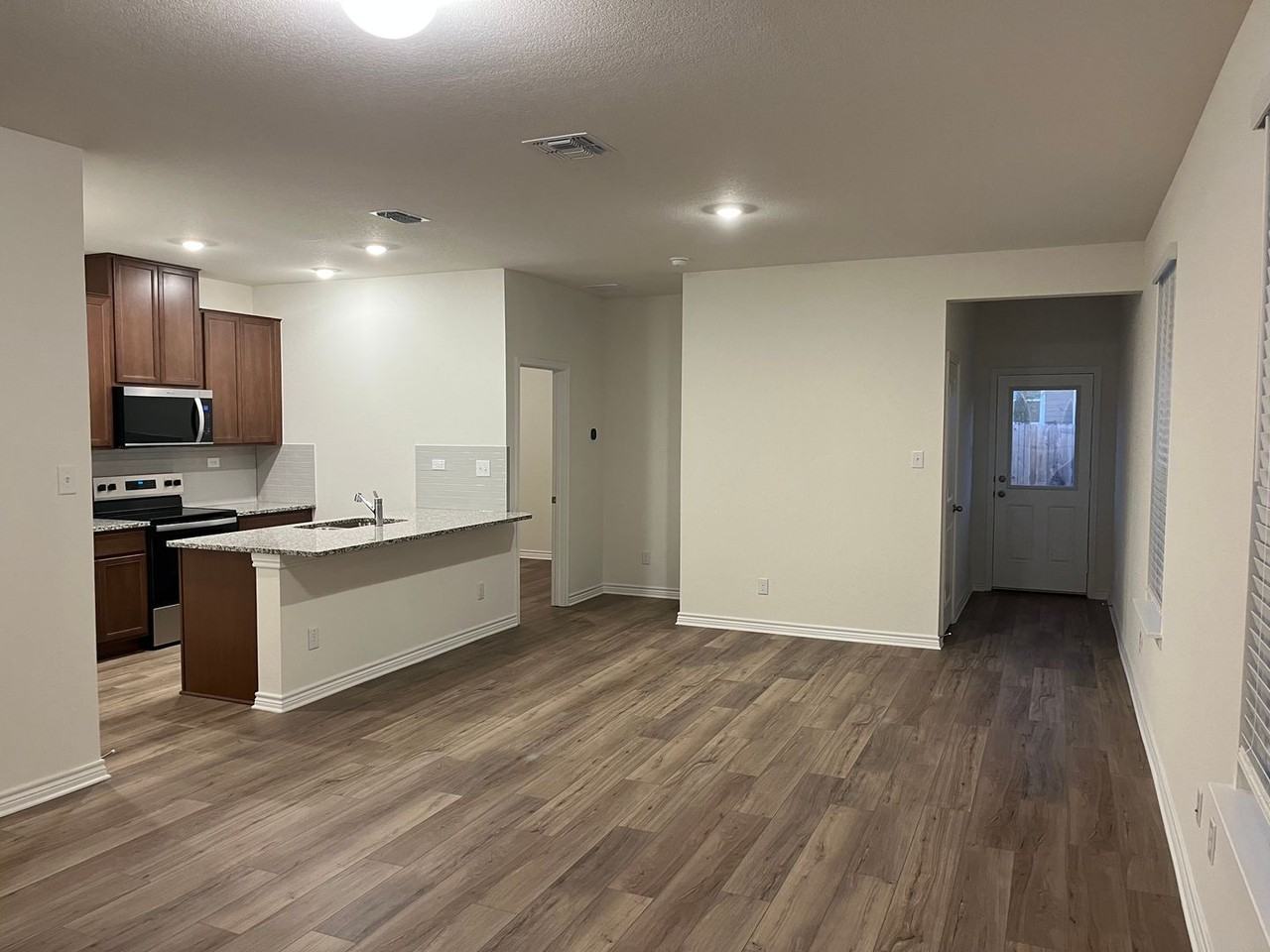 11615 Black Rose - Photo 2 of 18