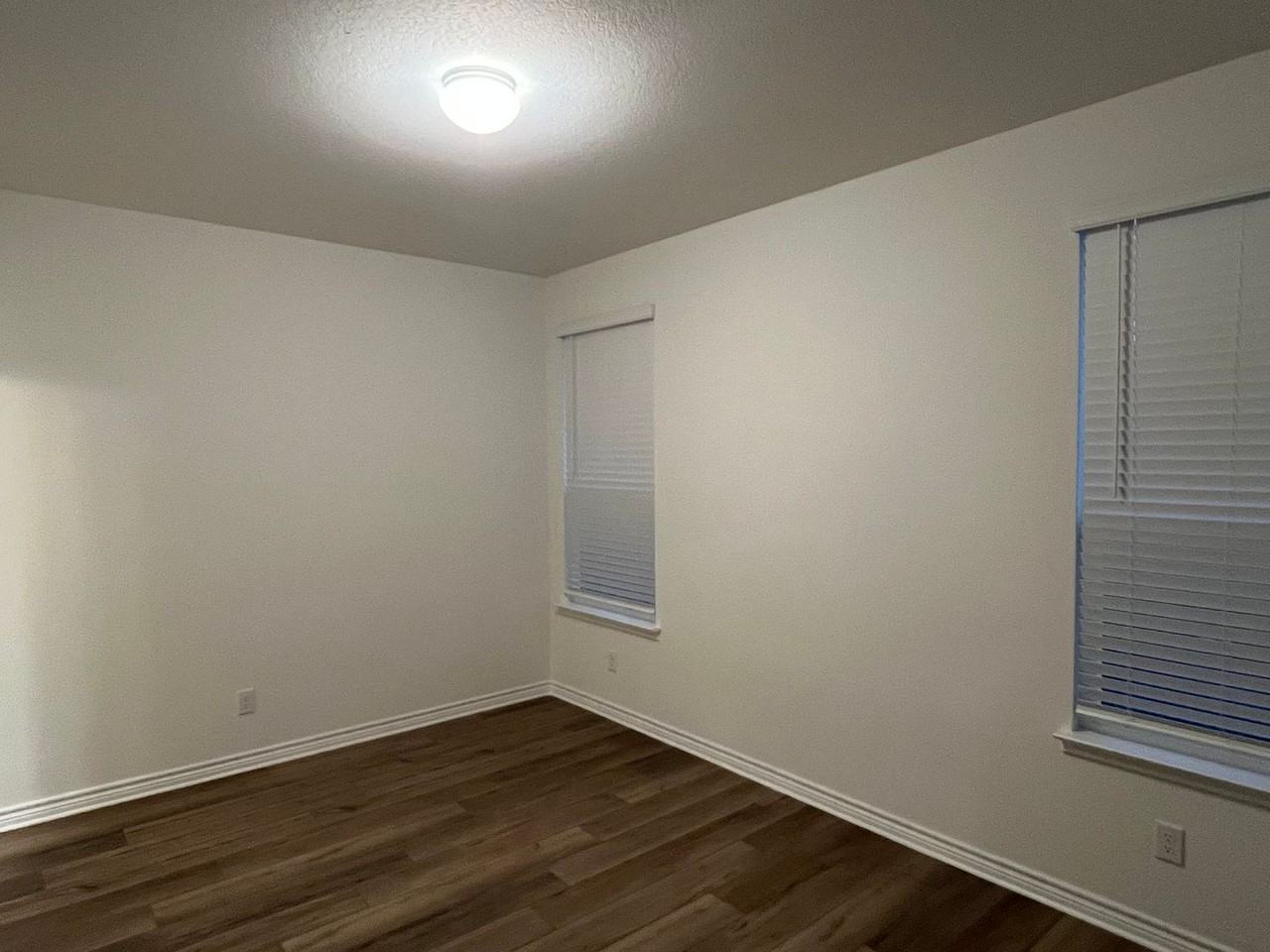 11615 Black Rose - Photo 5 of 18