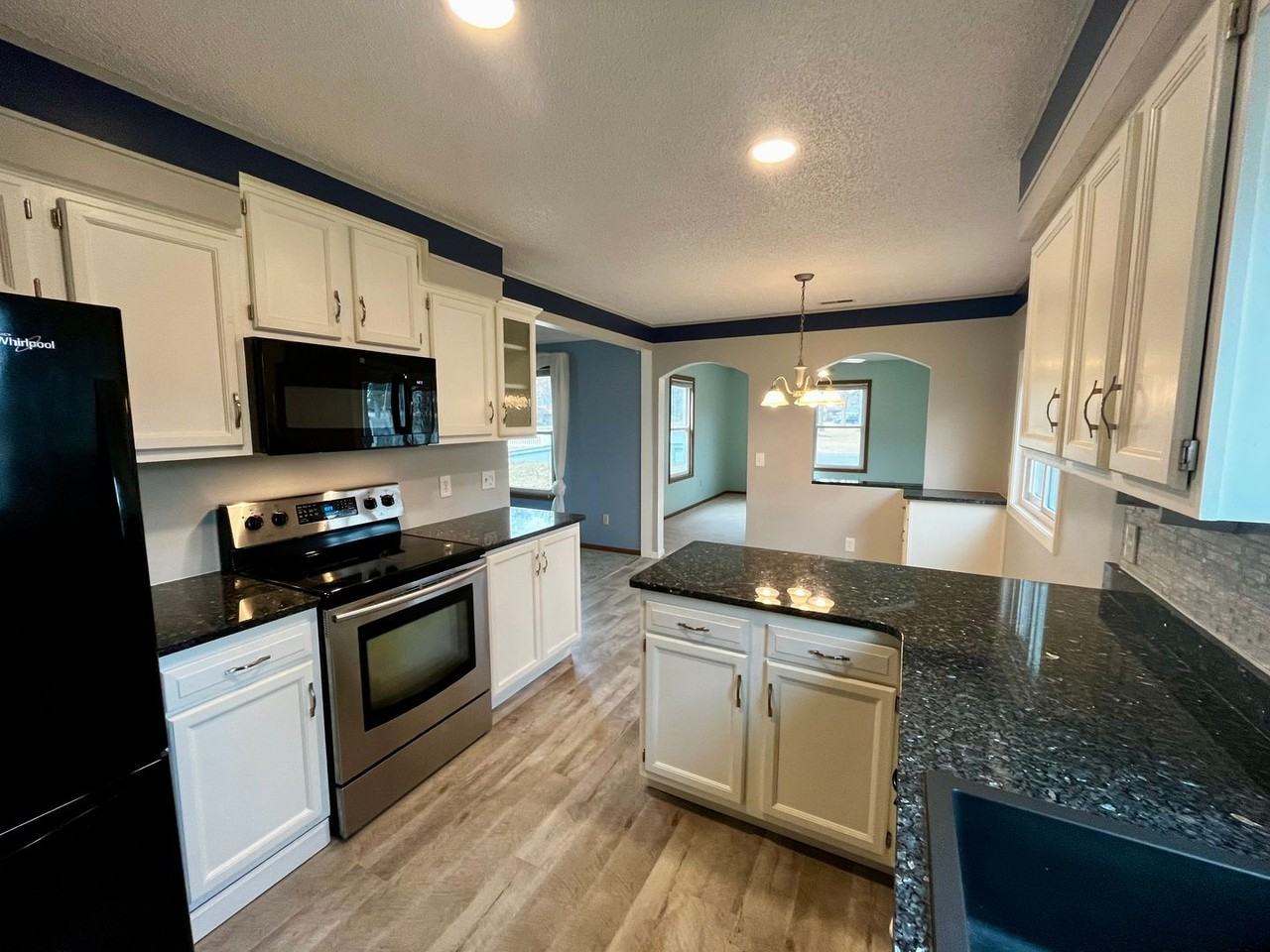 620 Copperfield Dr - Photo 5 of 30