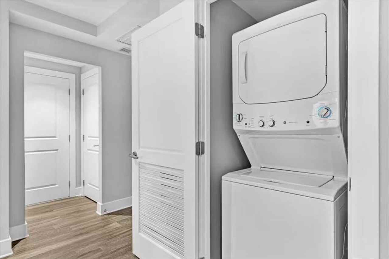 520 12th St S #1043384P - Photo 6 of 8