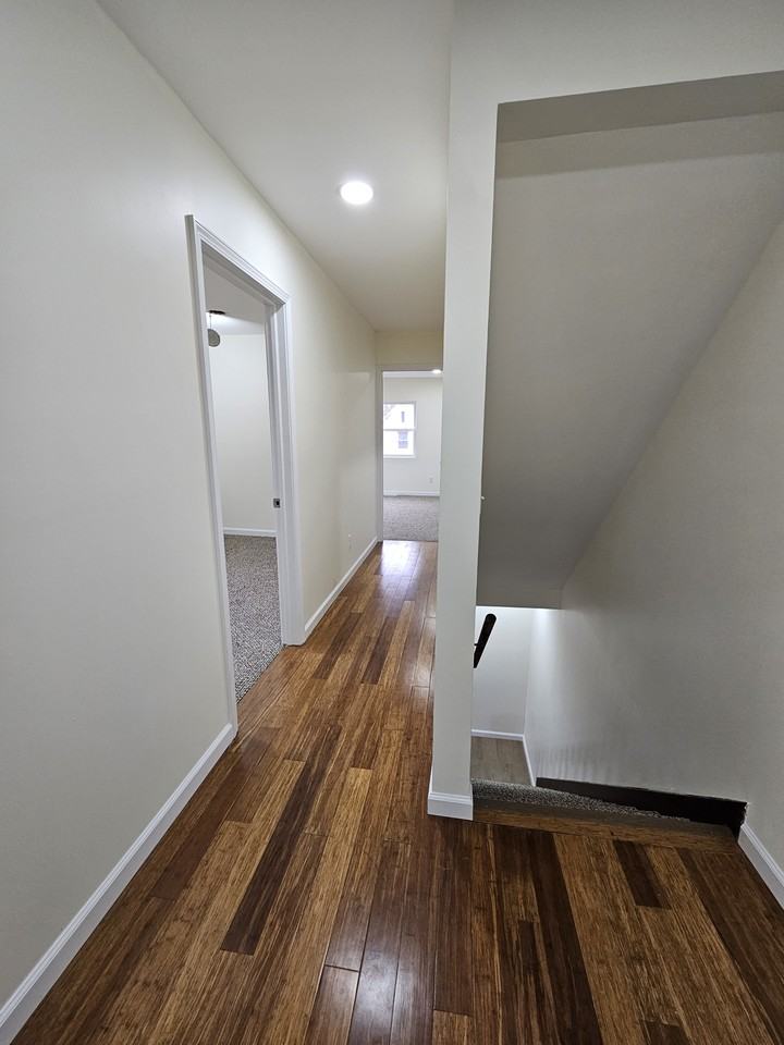 192 E Columbia St #192 - Photo 2 of 11