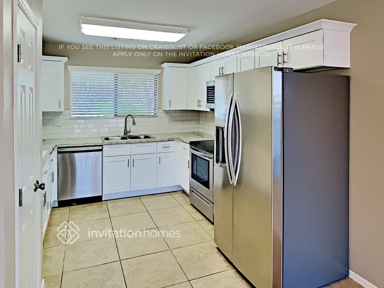 420 W Aloe Pl - Photo 7 of 16