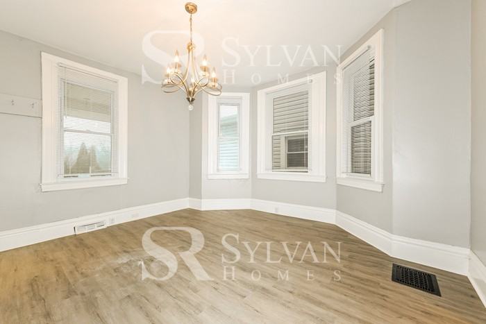 442 South Ave - Photo 3 of 15