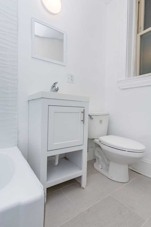 7750 S Muskegon Ave - Photo 4 of 6