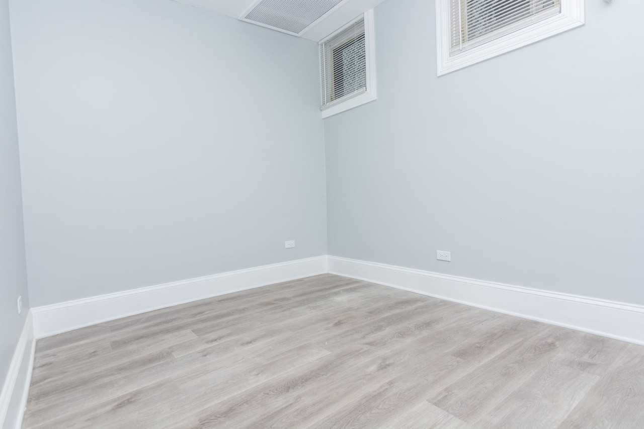 7750 S Muskegon Ave - Photo 6 of 6