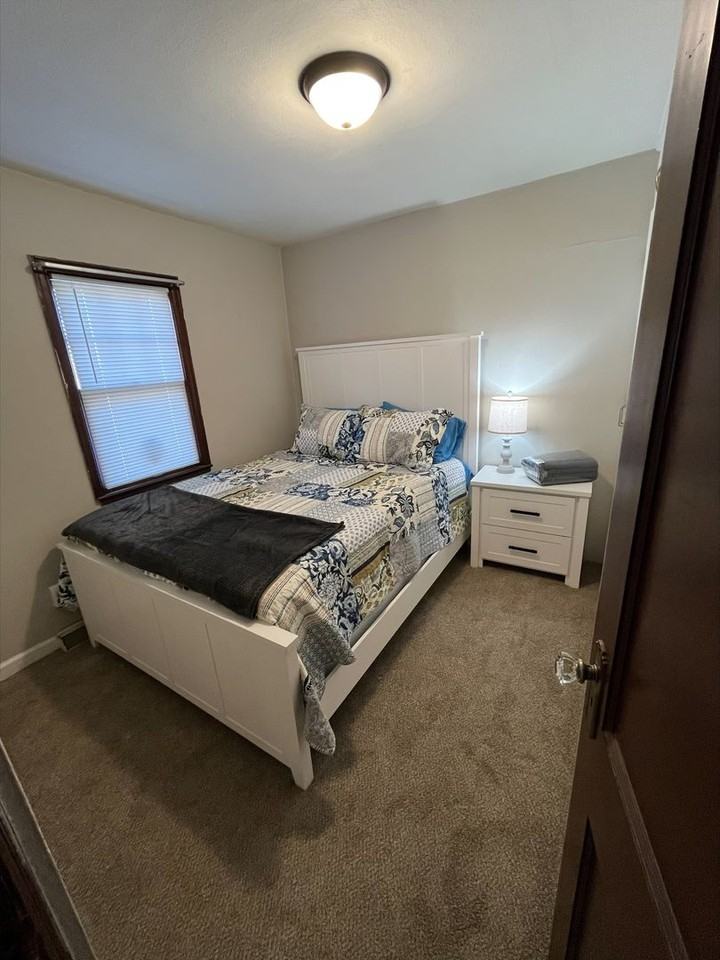1412 S Cliff Ave - Photo 6 of 10