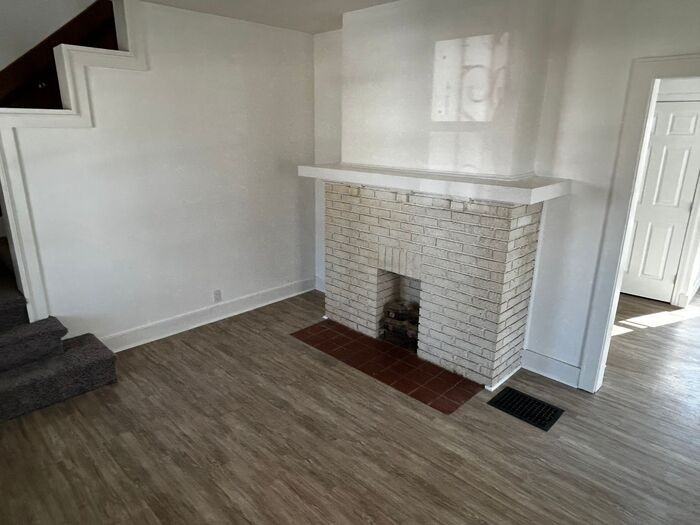 2011 Dale Rd - Photo 2 of 37