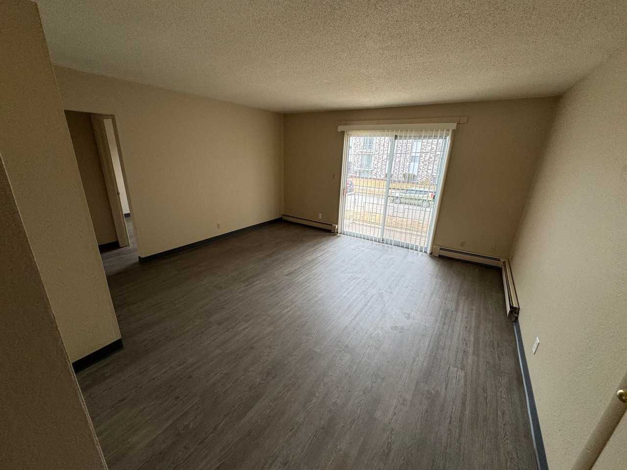 The Malory Apartments - Photo 3 of 10