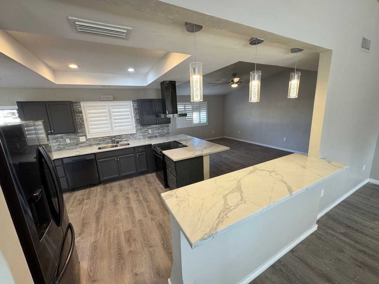 12402 W Allegro Dr - Photo 6 of 30