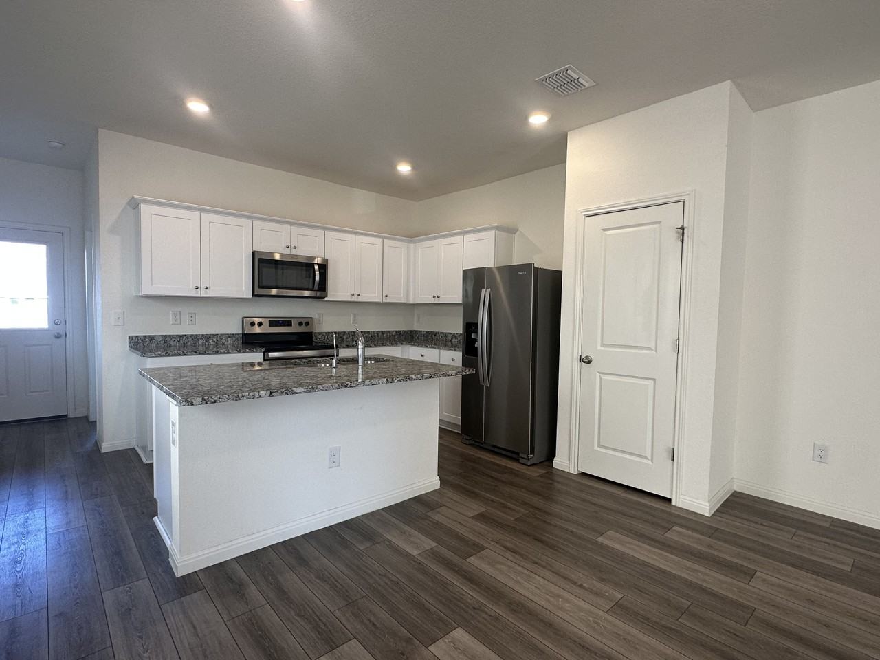 202 Gemsbok Rd #NA - Photo 5 of 11