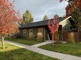 featured image of 20637 Honeysuckle Ln #NA