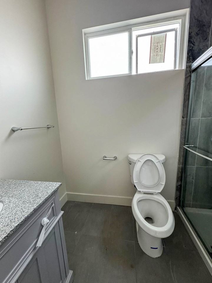 22233 Peralta St #NA - Photo 3 of 6