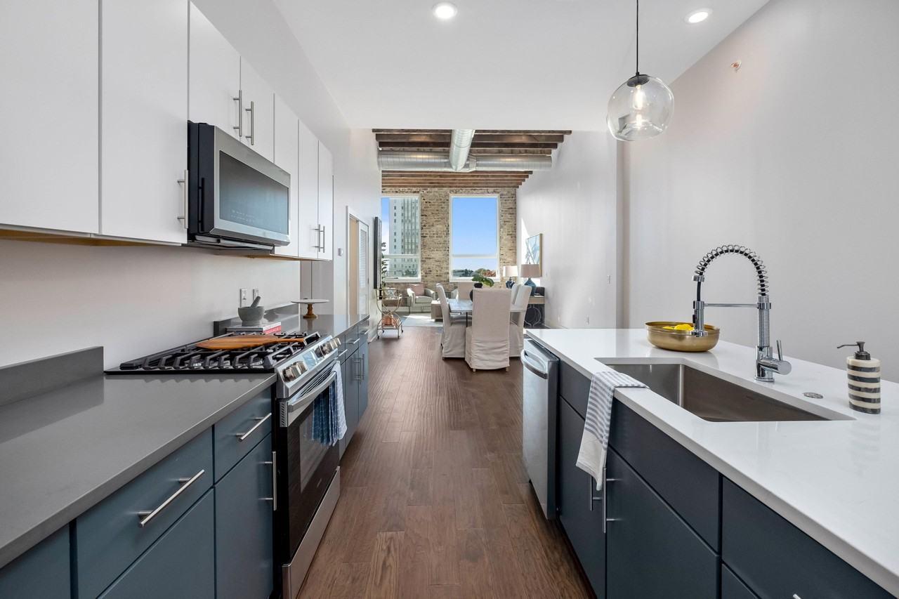 1801 2nd Ave N #402 - Photo 5 of 11