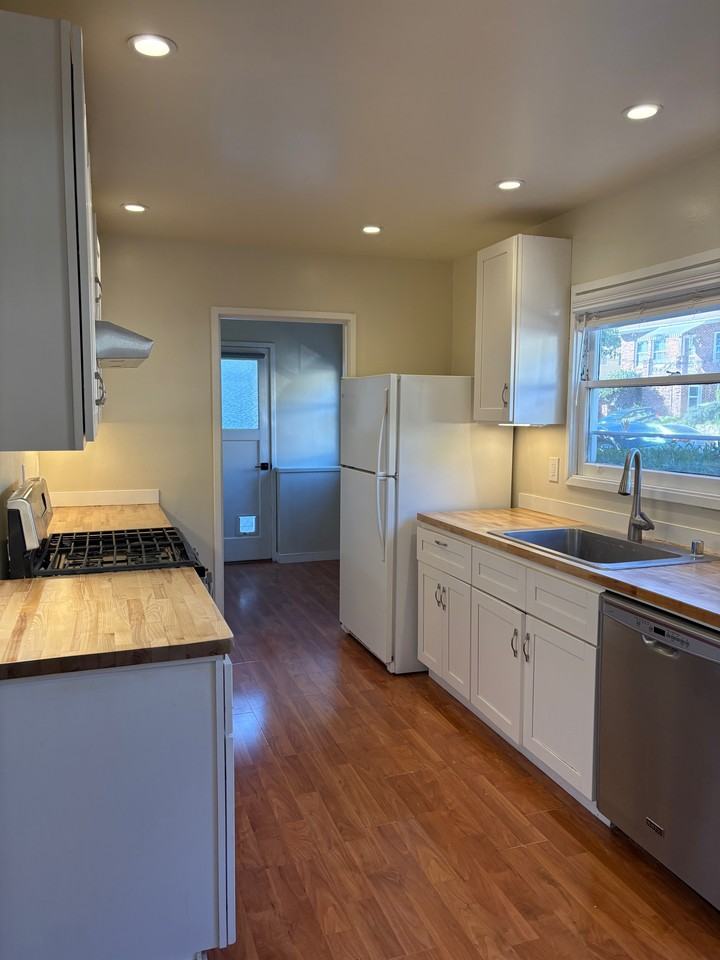 260 Union St #260 - Photo 3 of 9