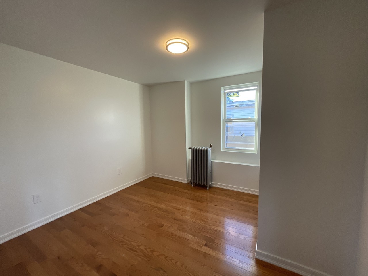 3985 Saxon Ave #3 - Photo 4 of 13