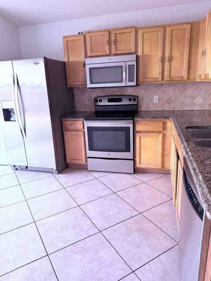 7709 Harbor Lake Dr #NA - Photo 5 of 7