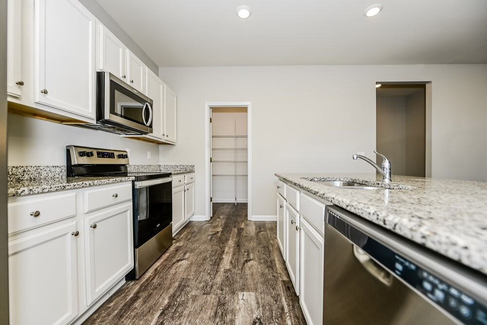 433 Culloden Moor Dr - Photo 6 of 17